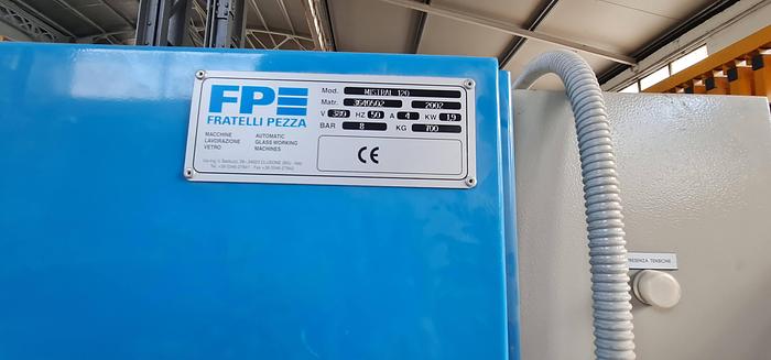 Usato Sabbiatrice con cabina PEZZA MISTRAL