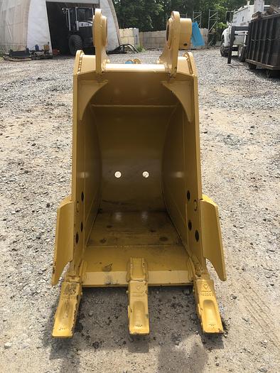 24" Excavator Bucket