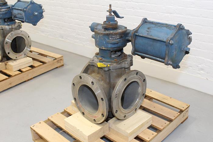 Used Dezurik 8" 3-way Air Operated Valve #43969