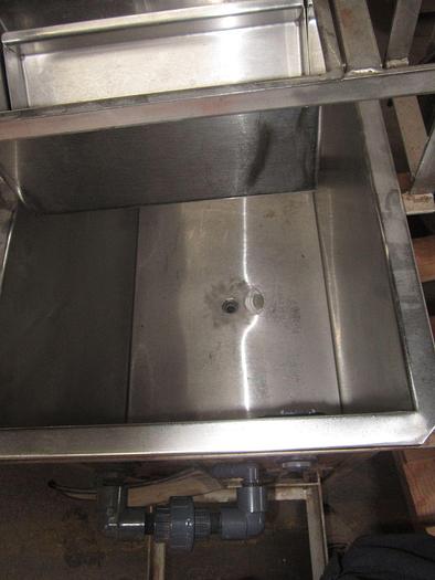 Used Tank, 35 Gallon, S/st, 15" x 24" x 18", Bead Drop, #S738826