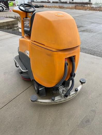 Used TASKI SWINGO 3500 RIDER FLOOR SCRUBBER (DISK) (BATTERY)