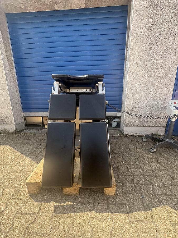 Used MAQUET 1130.01 Operating table
