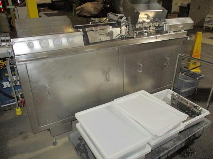 Used Vemag Vacuum Stuffer, Md #Robot HP10C with loader & HiTech Linker for Franks