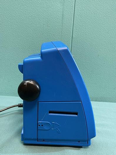 Used GE DINAMAP Pro 400V2 Patientenmonitor mit Schlauch und Blutdruckmanschette