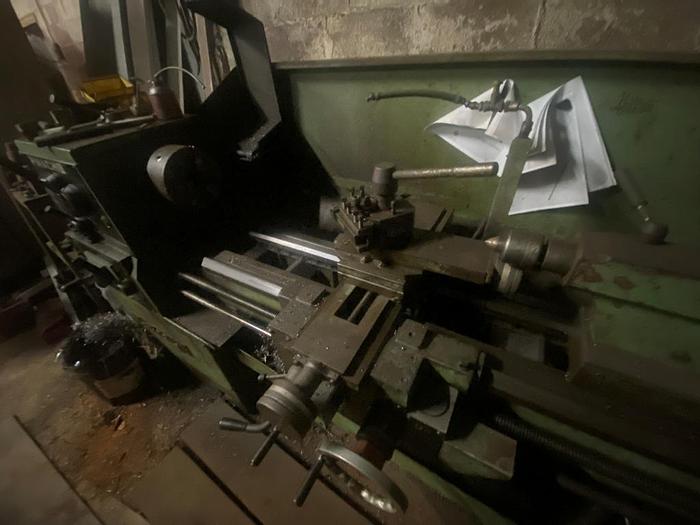 Used Pinacho Latino L-1 Mod 225 Manual Lathe