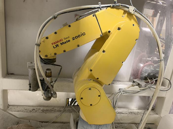 Used 2012 FANUC LR MATE 200iC