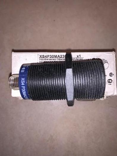 XS4P30MA230K | Telemecanique Sensor