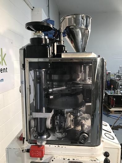 Used Manesty Express D20 Tablet Press