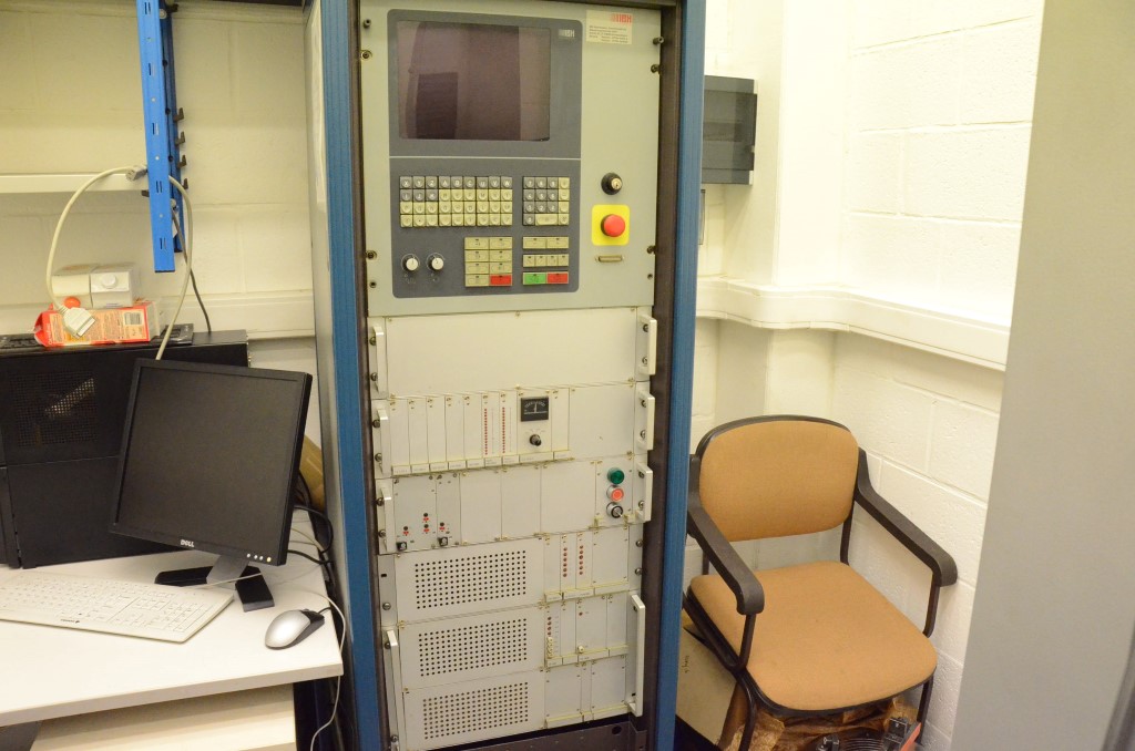 Usado 1987 HÖFLER EMZ 630 Comprobadoras de engranajes #4335