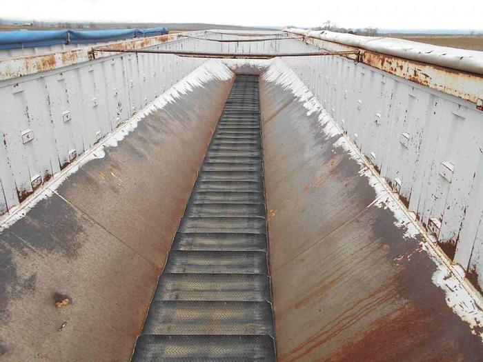 Used 50' Exel Belt Trailer