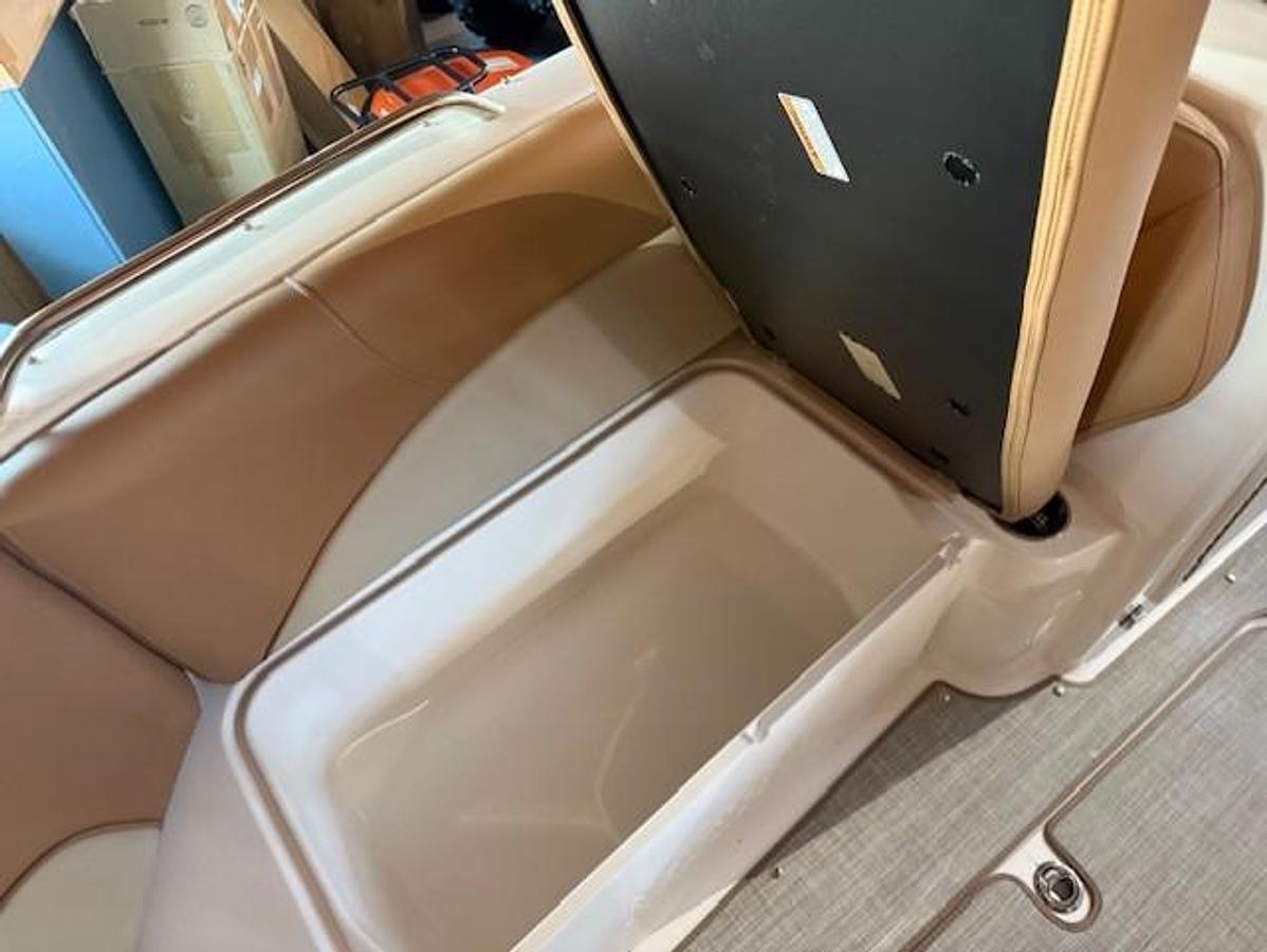 2023 NauticStar 203 DC Sport Deck Boat