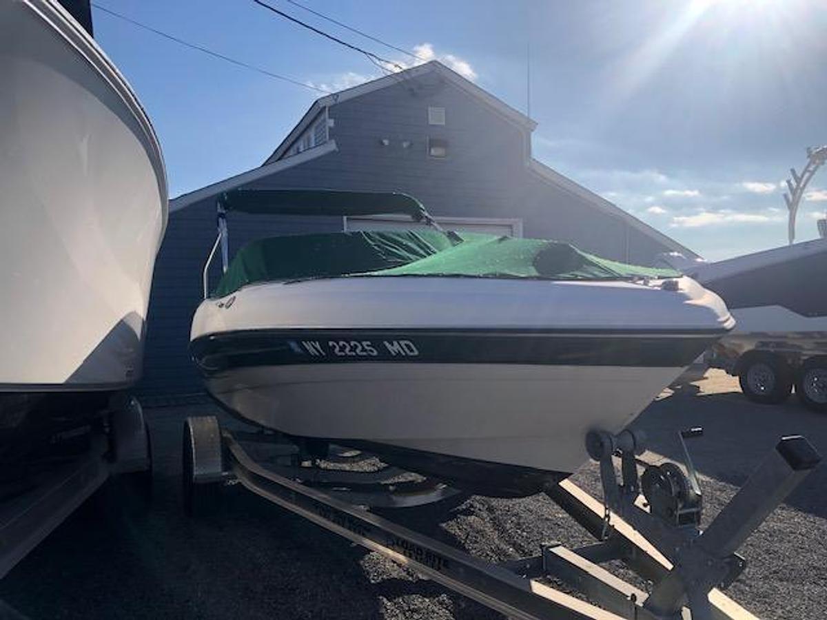 Used 2005 Four Winns 180 Horizon LE