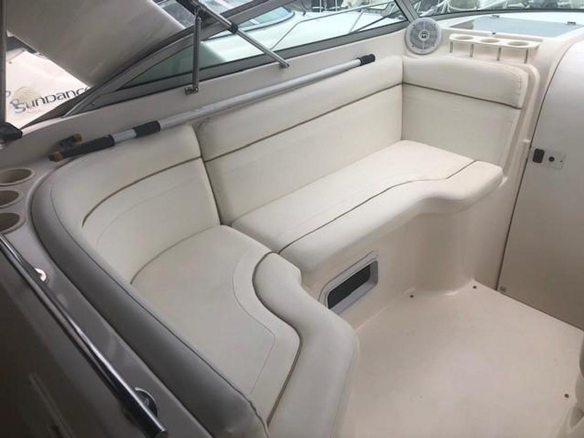 Used 2003 Rinker Fiesta Vee 270