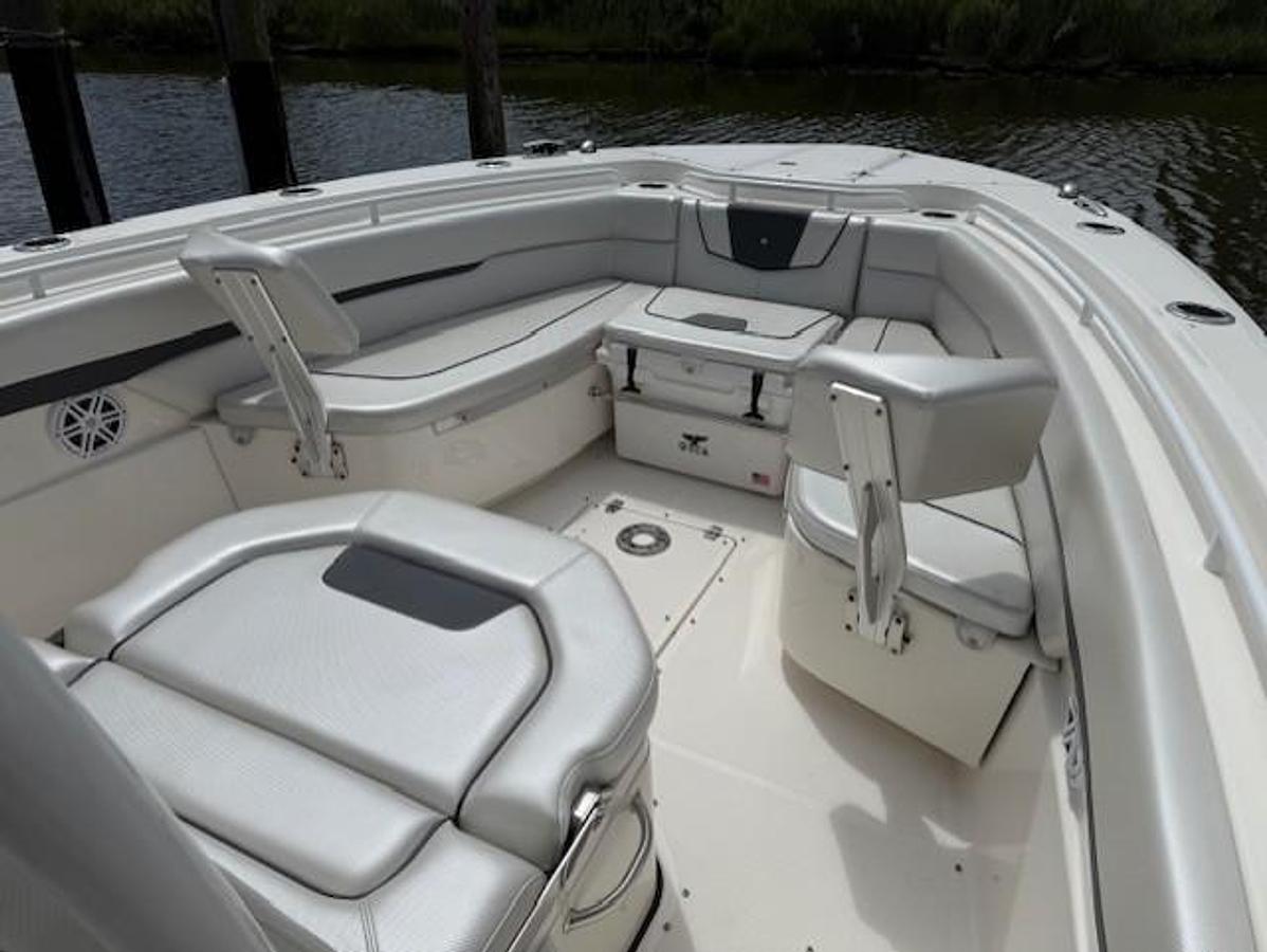 Used 2018 Wellcraft 302 Fisherman