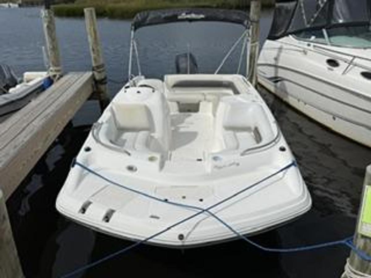 Used 2013 Hurricane 188 Sport Deck Boat