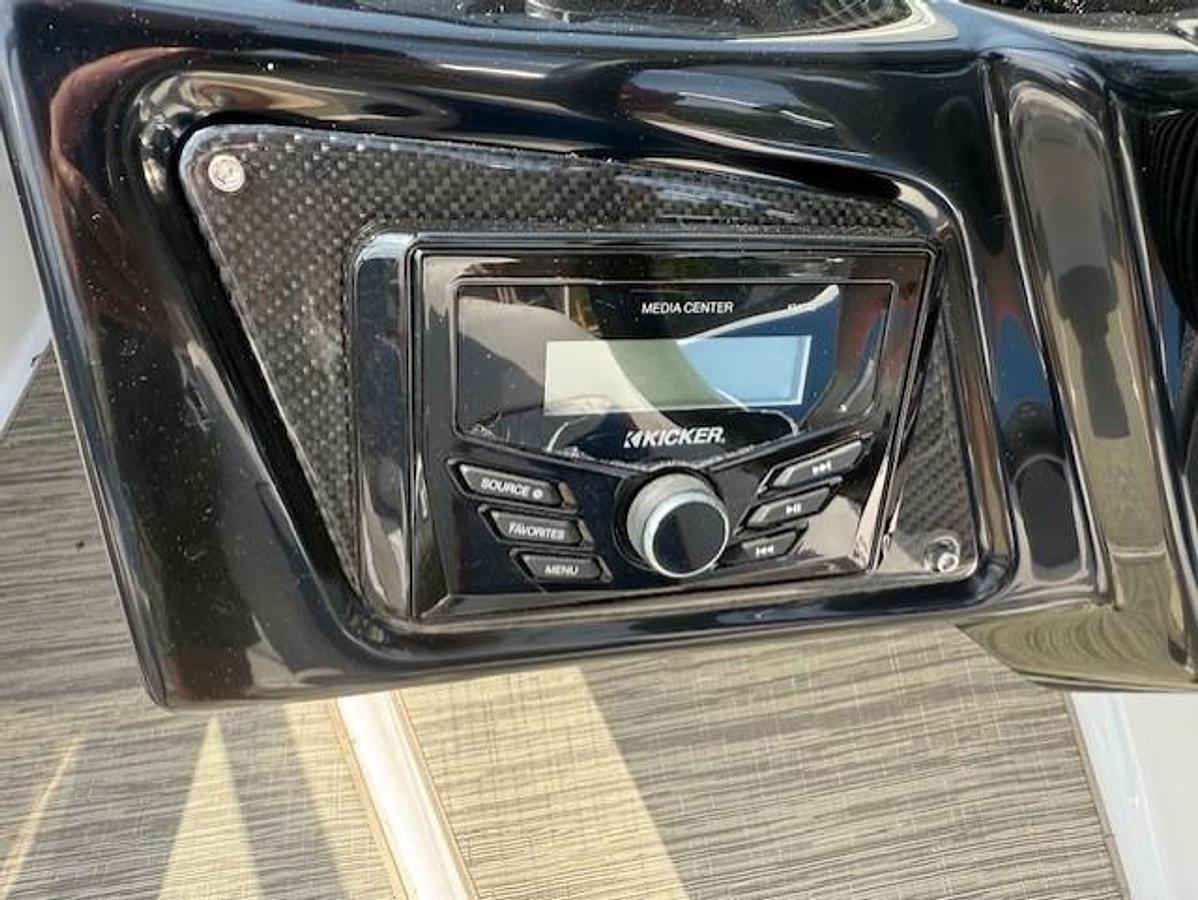 Used 2021 Glastron GX 210 Sport