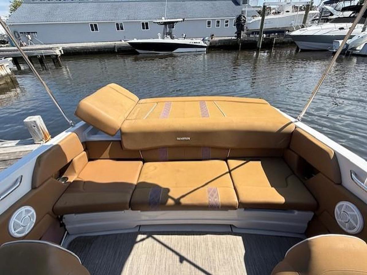 Used 2019 Glastron GT 205