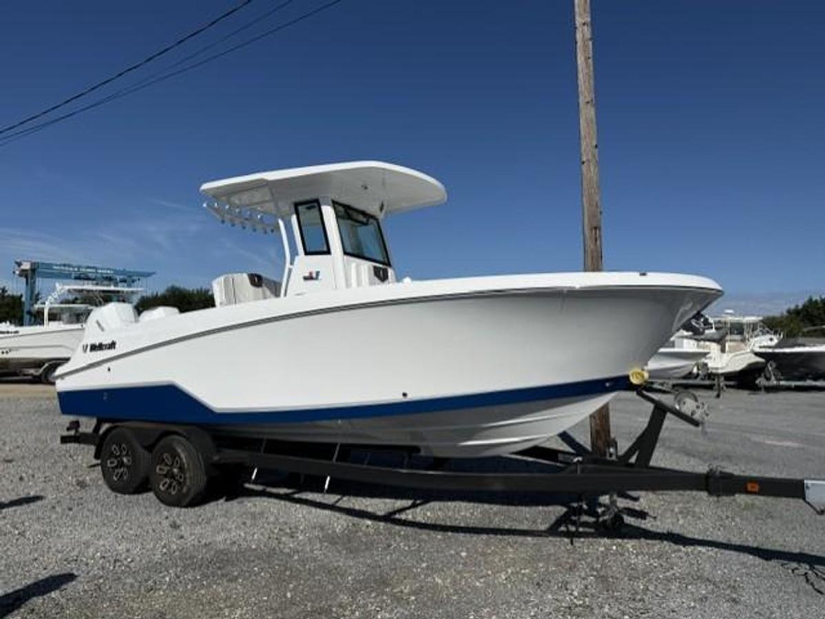 2027 Wellcraft 243 XB