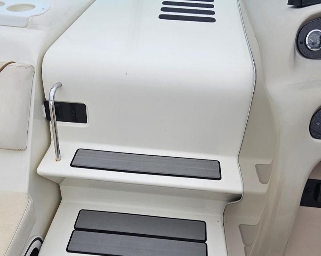 Used 1999 Sea Ray 260 Sundancer