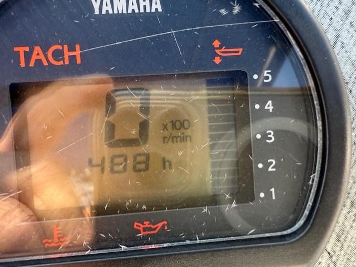 Used 2004 Glastron 213 WA