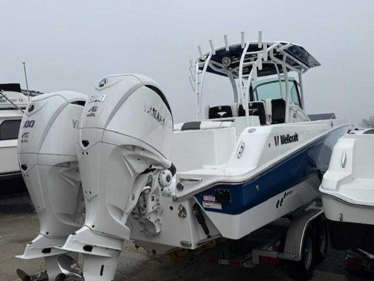 2024 Wellcraft 302 Fisherman