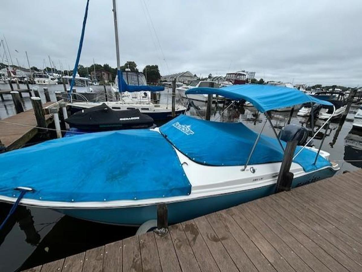 Used 2020 NauticStar 2302 Legacy Dual Console