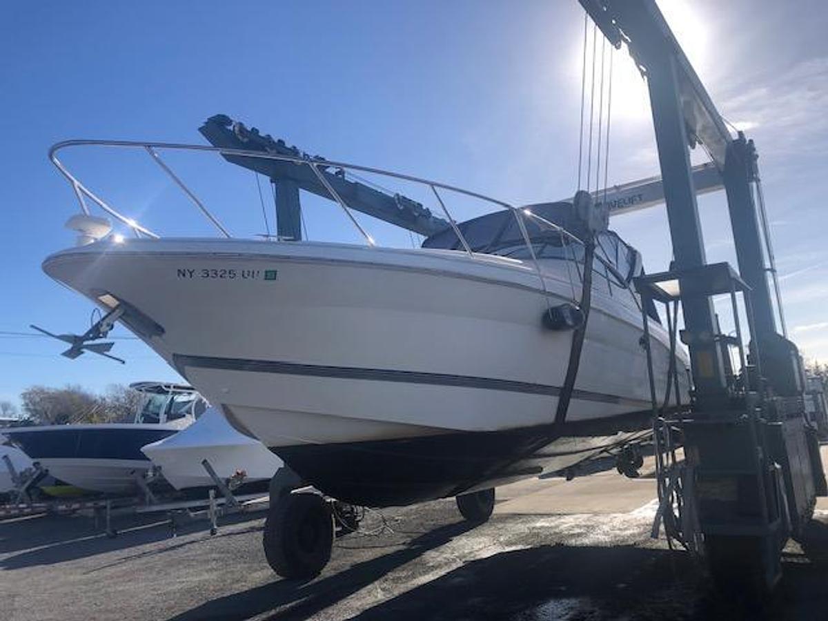 Used 2001 Wellcraft 3300 Martinique