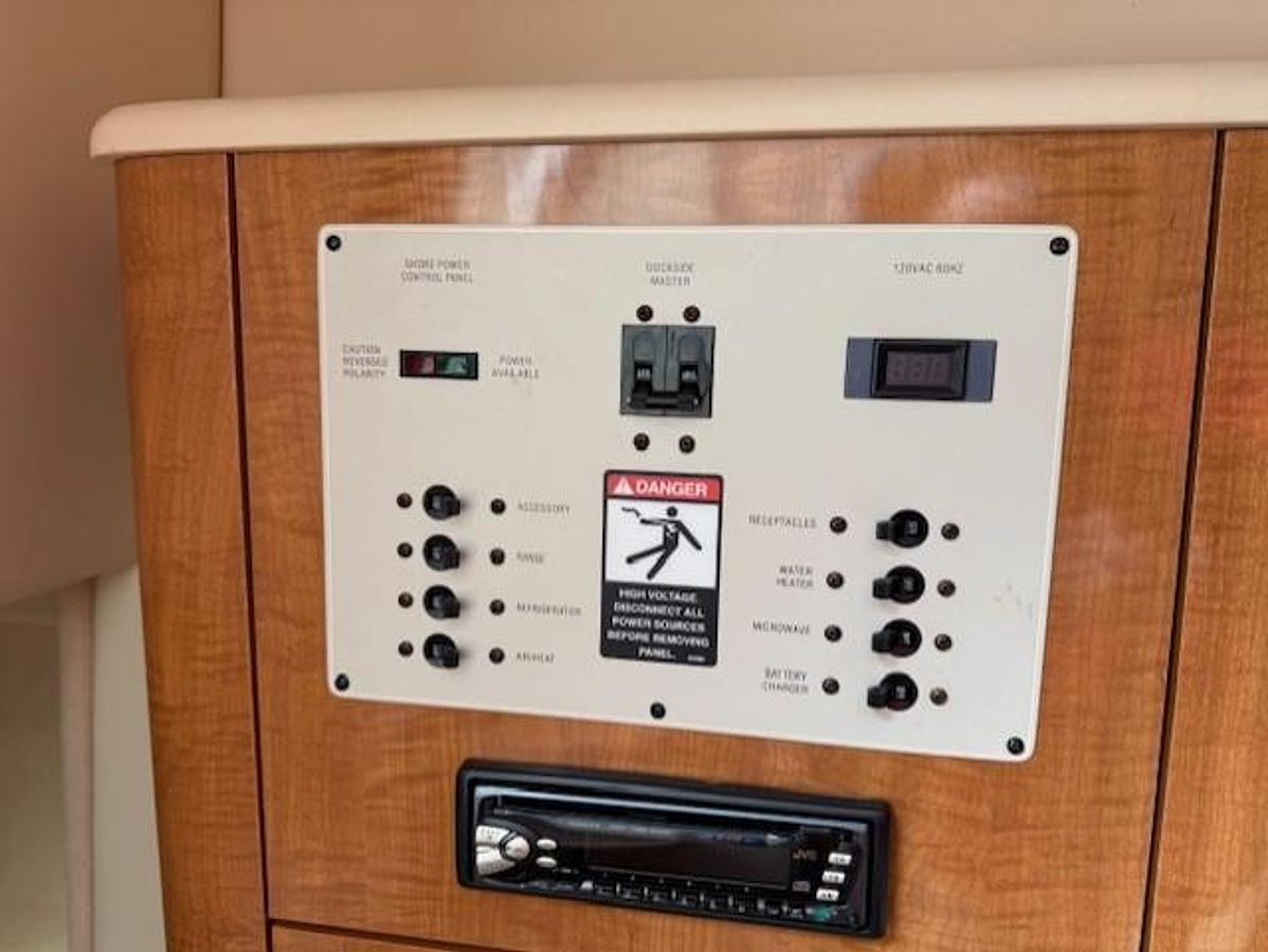 Used 2002 Maxum 2700 SCR