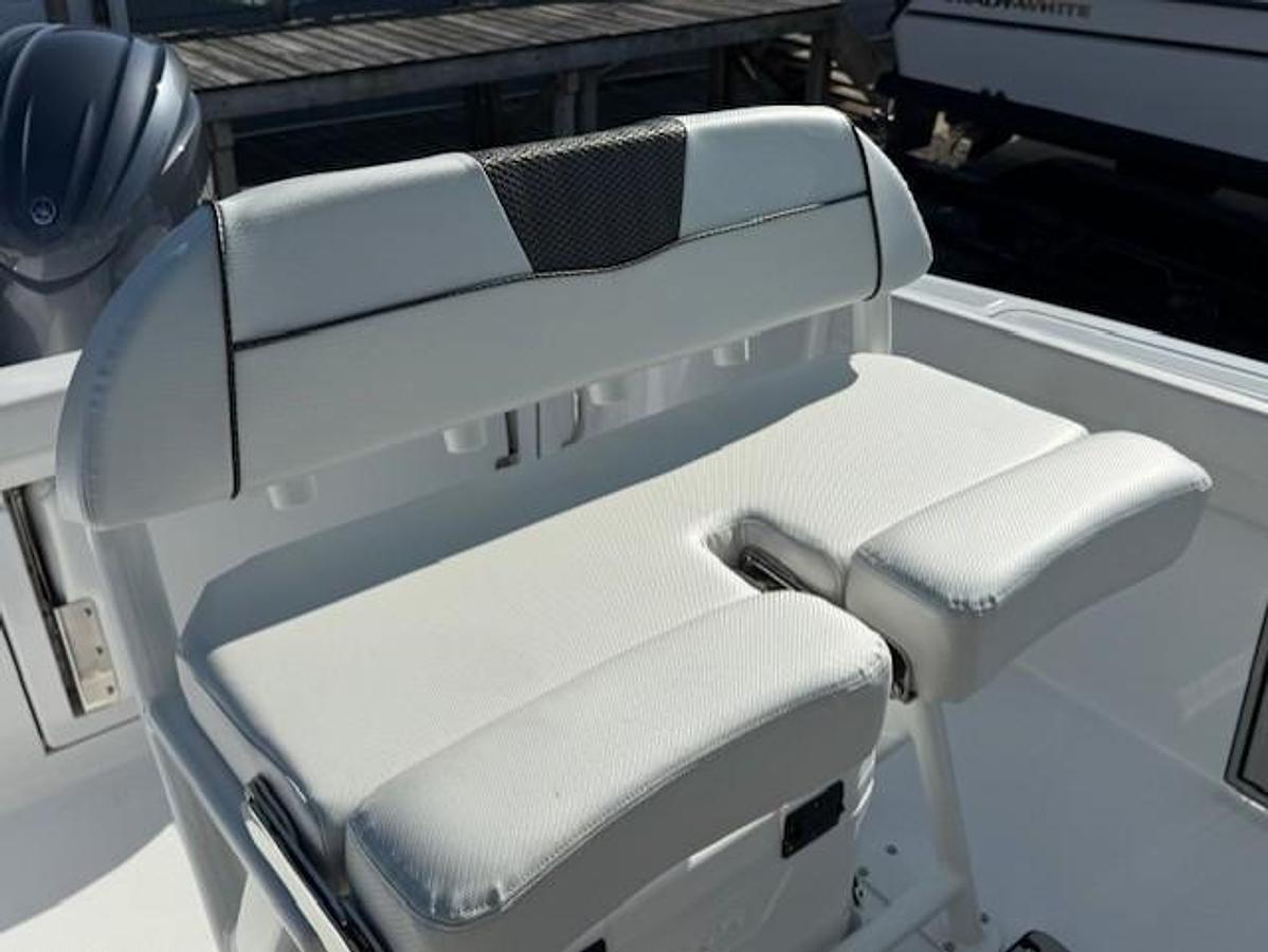 2025 Wellcraft 223 Fisherman