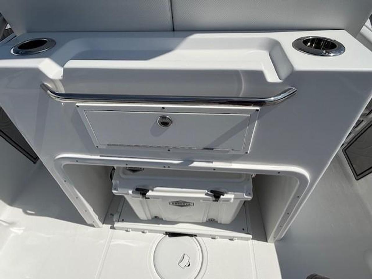 2025 Wellcraft 243 Fisherman