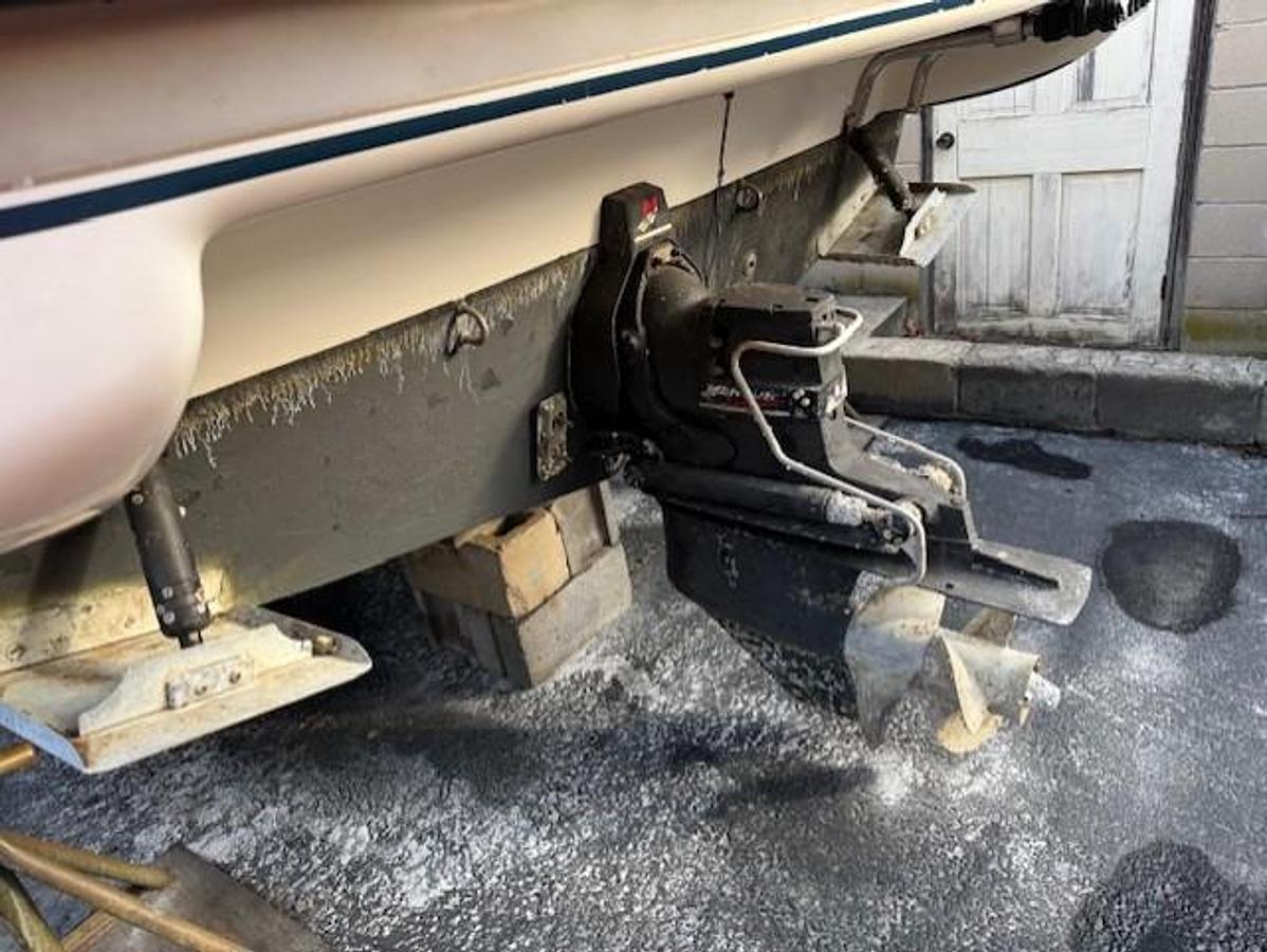 Used 2002 Maxum 2700 SCR