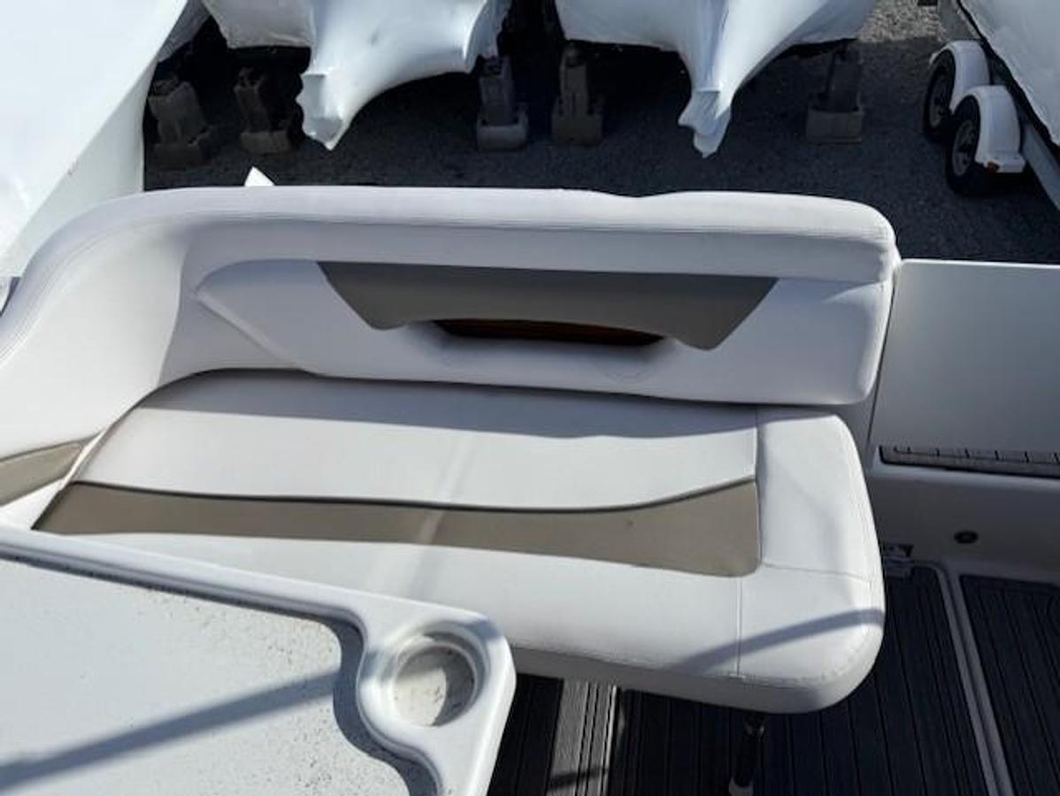 Used 2016 Glastron GS 289