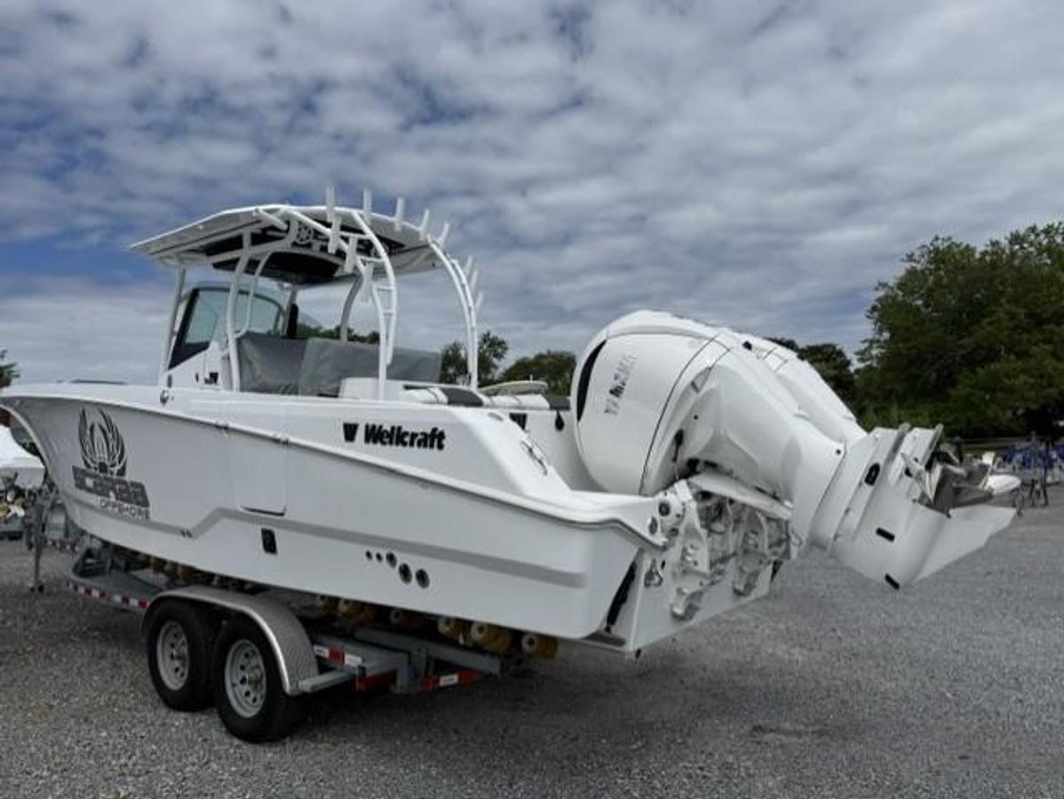 2026 Wellcraft 302 Fisherman
