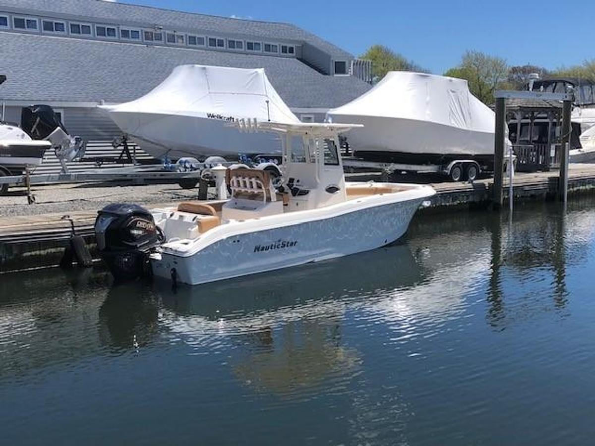 2023 NauticStar 24 XS