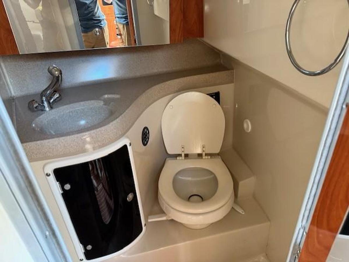 Used 2015 Wellcraft 290 Coastal