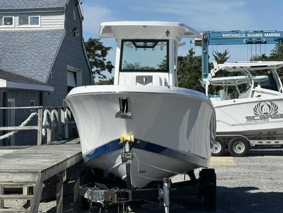 2027 Wellcraft 243 XB