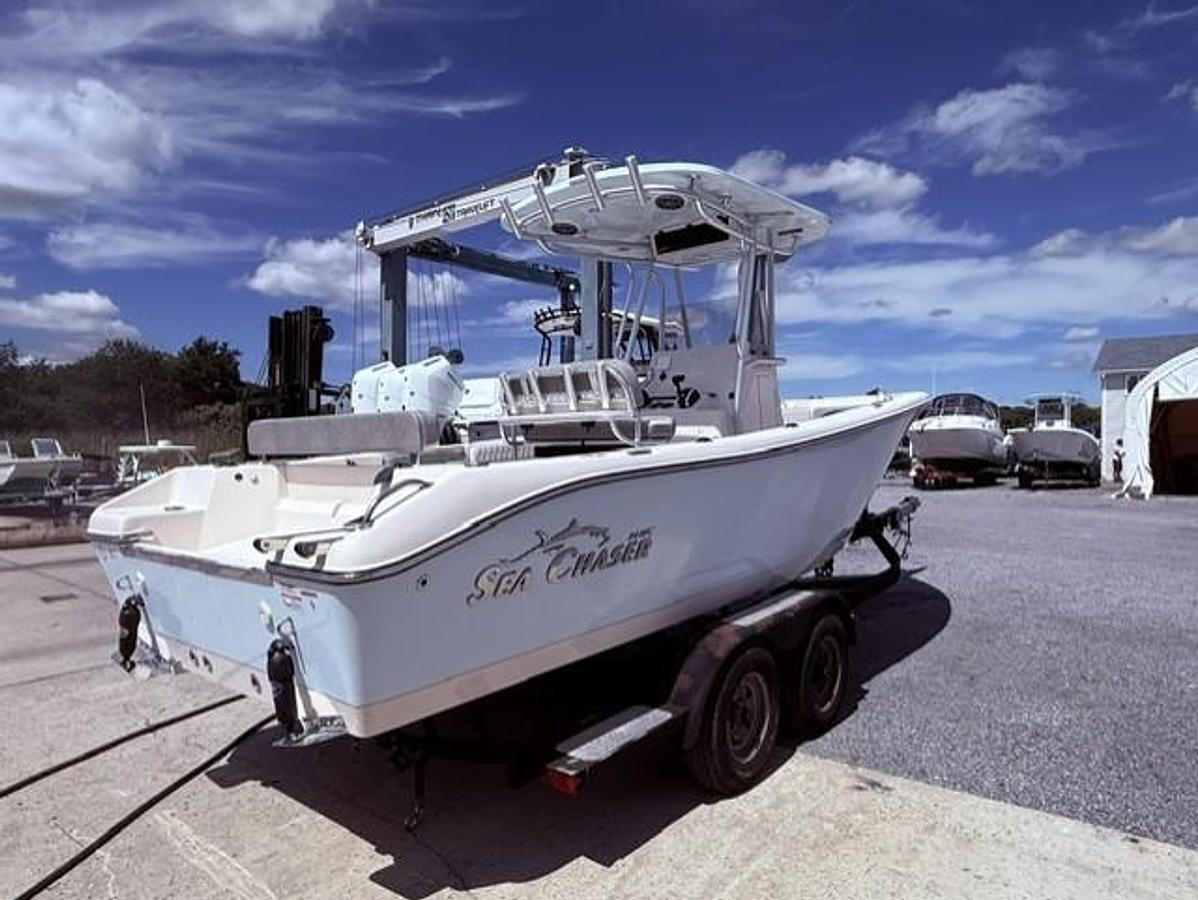 2027 Sea Chaser 24 HFC