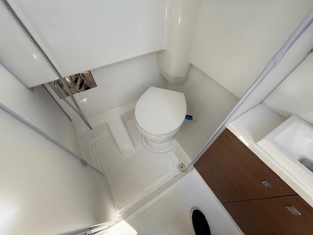 2026 Wellcraft 38 T-Top