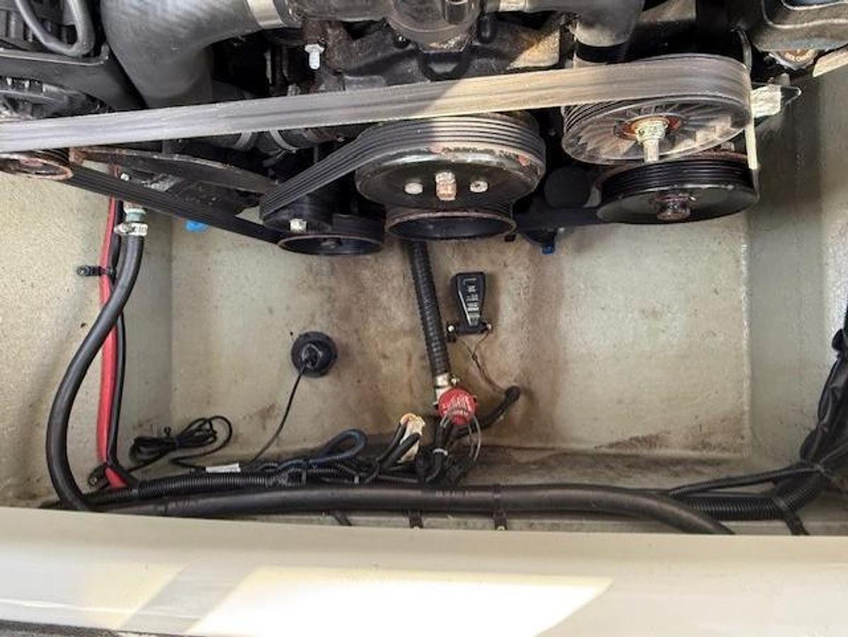 Used 2016 Crownline 270 SS