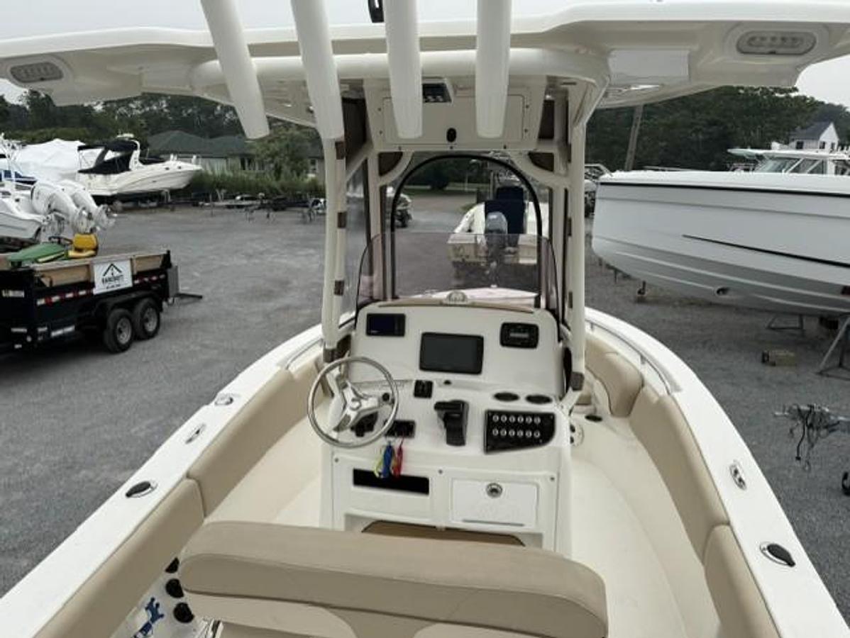Used 2021 NauticStar 2102 Legacy