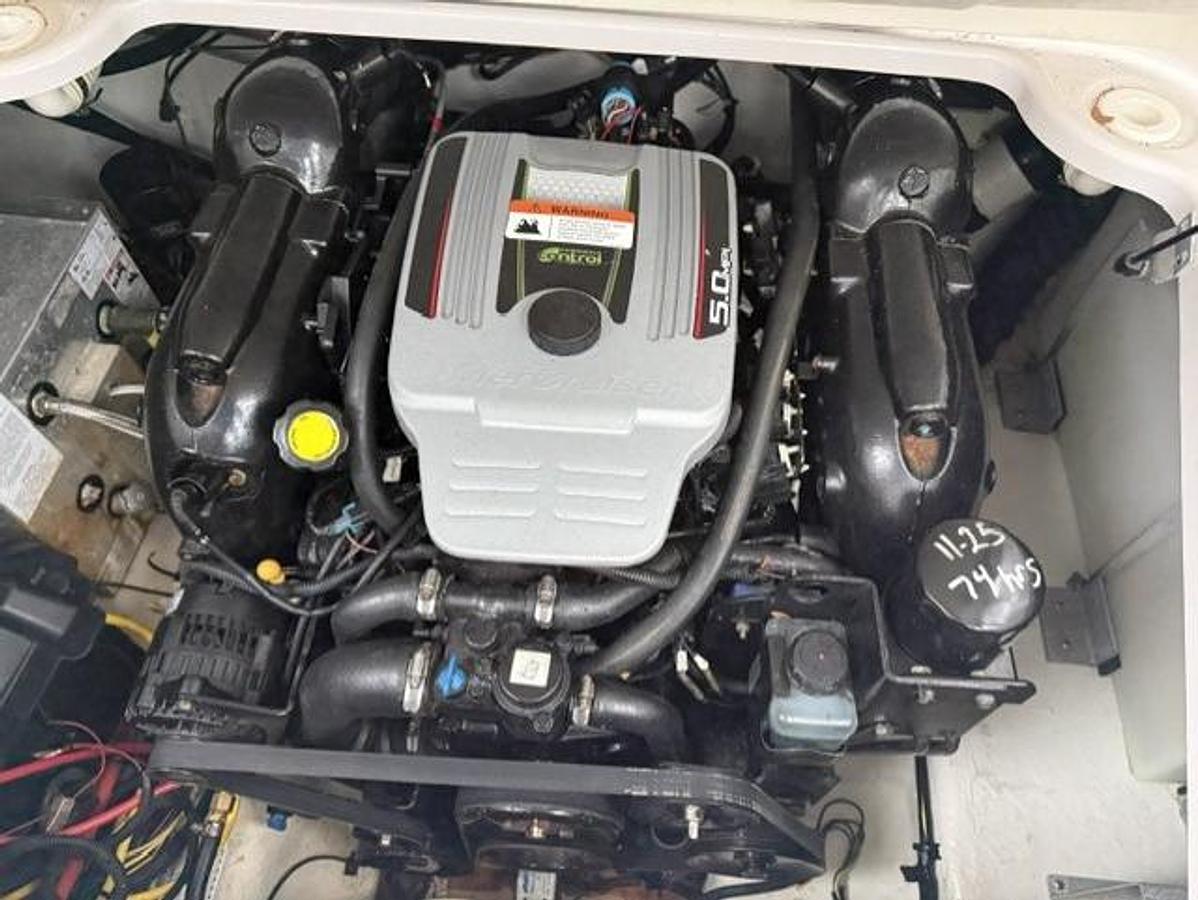 Used 2012 Glastron GS 259