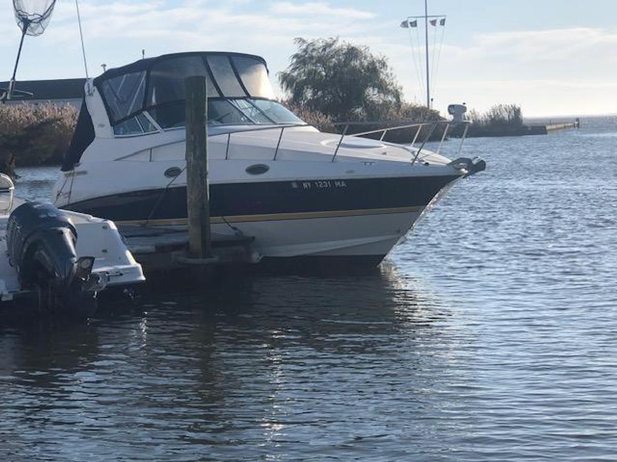 Used 2004 Cruisers Yachts 280 Express