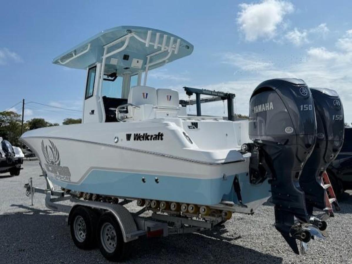 2025 Wellcraft 243 Fisherman