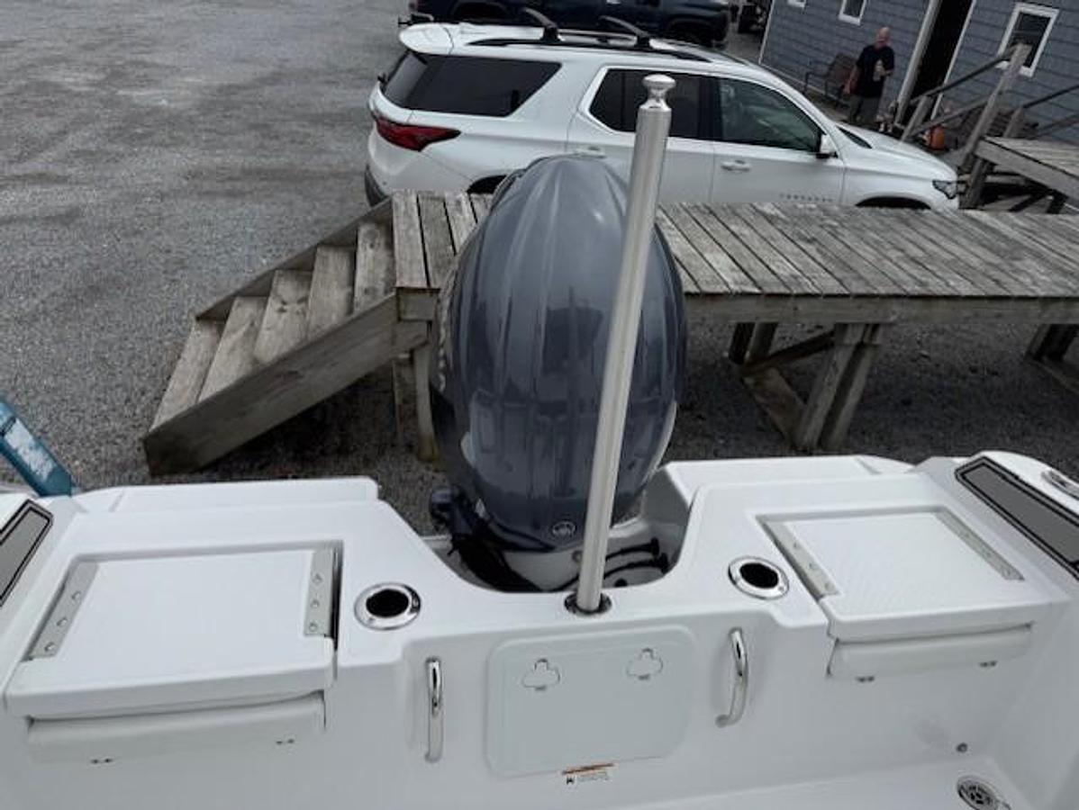 2025 Wellcraft 202 Fisherman