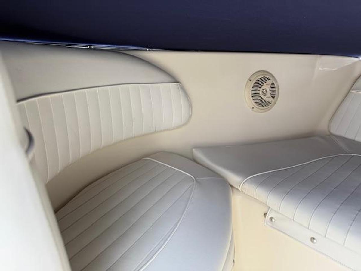 Used 2006 Scout 205 Dorado