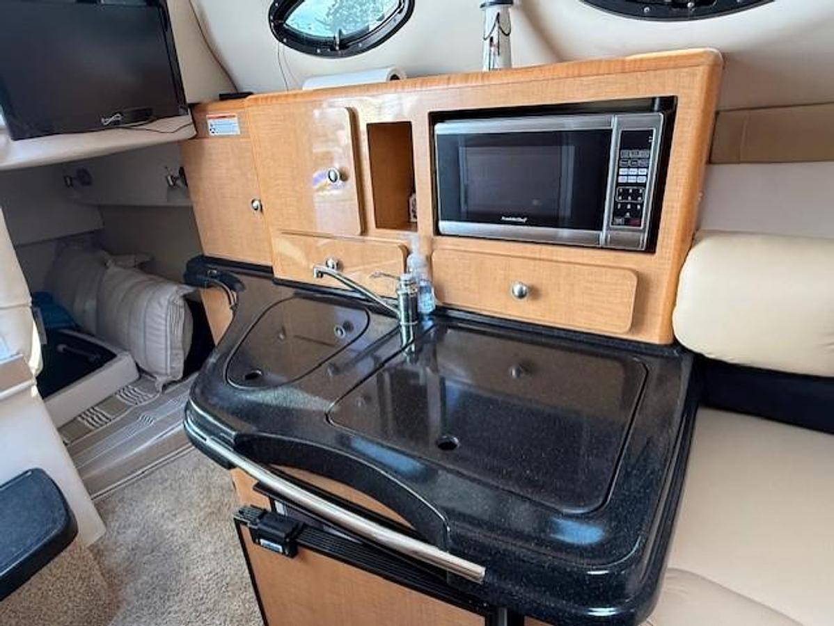 Used 2013 Glastron GS 289