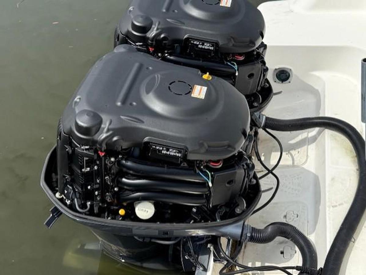 Used 2015 Wellcraft 290 Coastal