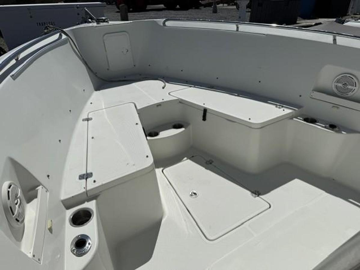 Used 2006 Sailfish 2660 CC