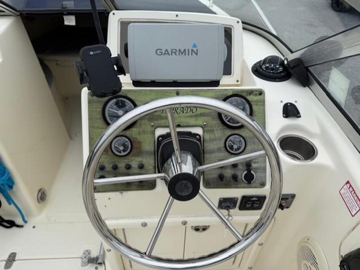 Used 2006 Scout 205 Dorado