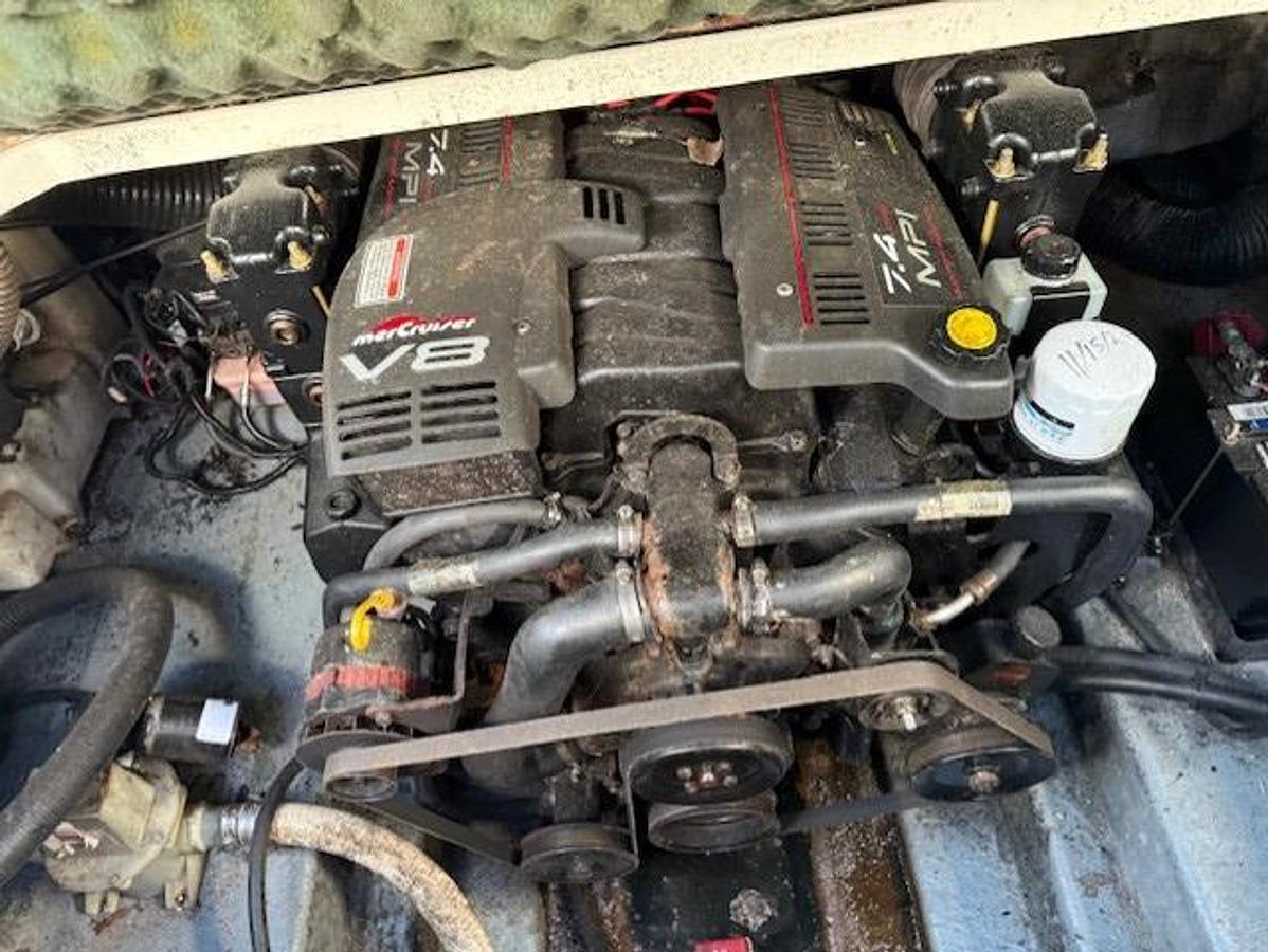 Used 1999 Sea Ray 260 Sundancer